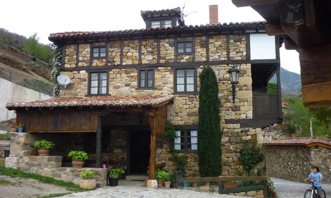 Cahecho Hotel | Posada Torcaz