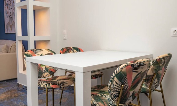 Katerini Apartment | Poseidon 5: Elegant 4th-Floor Retreat with Stunning Views and Modern Comfort!