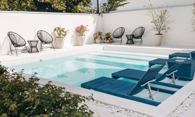 Vila Julia Hotel | Pousada Villa Santô