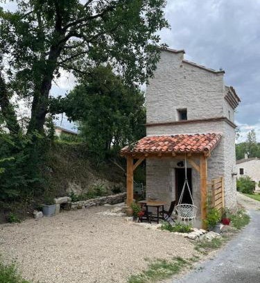 Castelnau-de-Levis House | Pradelles