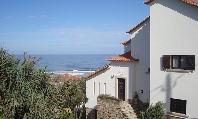 Colares House | Praia Grande Sea and Surf 30 km from Lisbon!