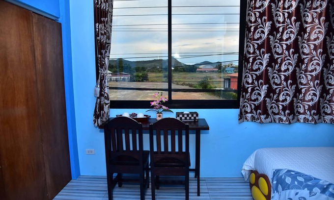 Pak Nam Pran Hotel | Pranwimol Resort