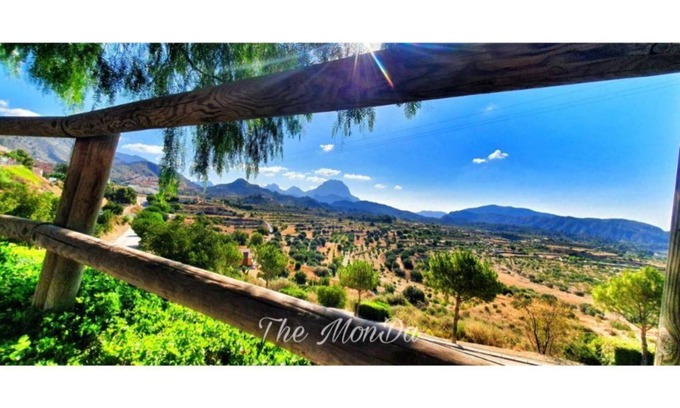 Relleu Ski Chalet | Preciosa Casa Independiente con Piscina Privada en la Montaña A18km de la Playa