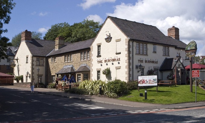 Bearsden Hotel | Premier Inn Glasgow - Bearsden