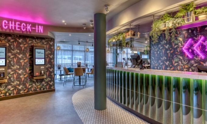 Cathedrals Hotel | Premier Inn London Southwark Tate Modern