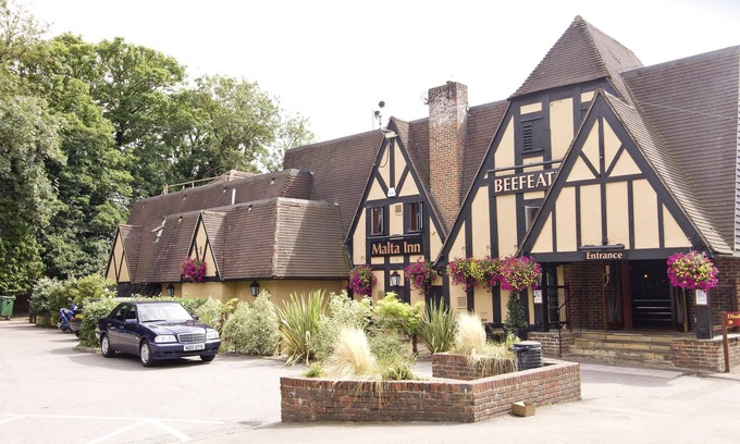 Maidstone Hotel | Premier Inn Maidstone - Sandling