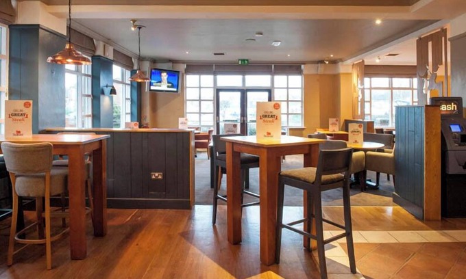 Nottingham Hotel | Premier Inn Nottingham Castle Marina
