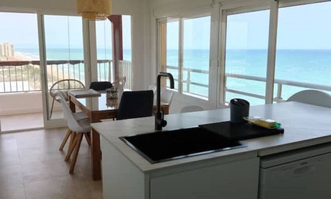 Sueca Apartment | Premium Apt 5 Pools BBQ Tennis Frontennis