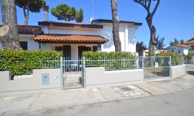 Lido delle Nazioni House | Prestigious villa of new construction with two bathrooms and garden