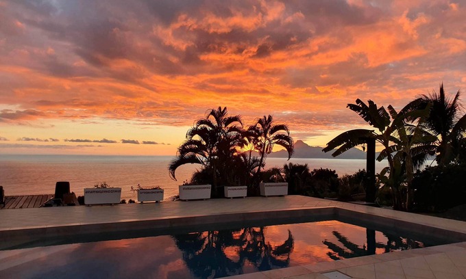 Tahiti House | Pretty house ocean and Moorea view