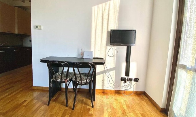 Cologno Monzese Apartment | Pretty in Quiet Cohort, with Free Reserved Parking