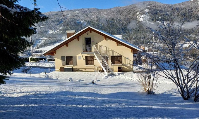 Coyriere Apartment | Pretty Private Studio surrounded by mountainous nature. Pets Allowed