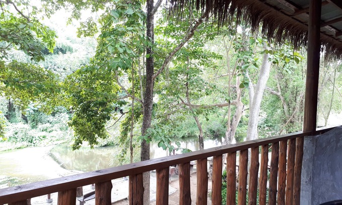 Suan Phueng Hotel | Pribpandao Home & Camping