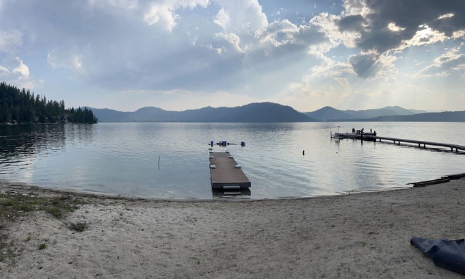Coolin House | Priest Lake Waterfront Property With Majestic Lake & Mountain Views.nn