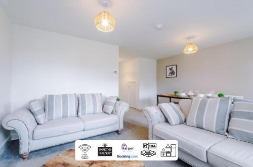 Chester House | Prime Location 3 storey By Harperletting Short Lets & Serviced Accommodation Chester With driveway Long or Short stays