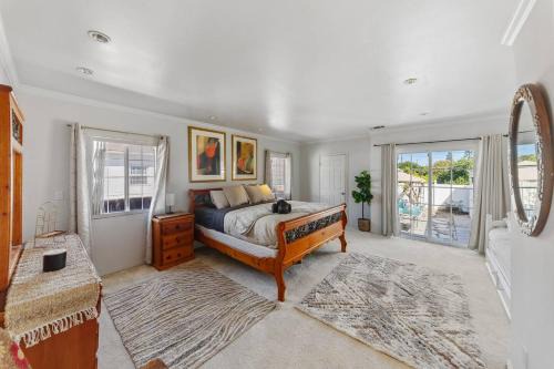 Sawtelle House | Prime Location Beverly Hills, Santa Monica and UCLA