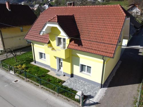 Jesenice Apartment | Primula Apartment