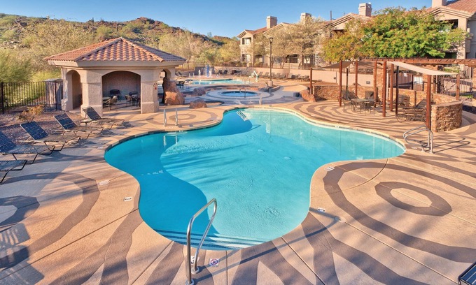 Ahwatukee Foothills Resort | Pristine beauty and a multiplicity of outdoor activities!