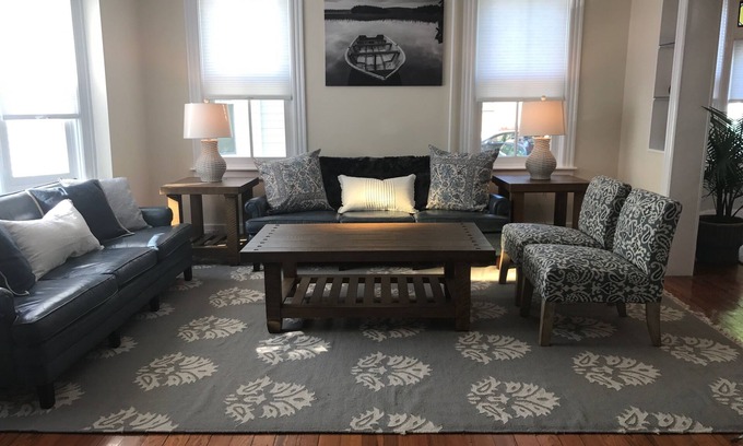 Bellevue Avenue Historic District House | Pristine Home Prime Spot Beach/Town/Cliffwalk! Lead Safe Certificate!