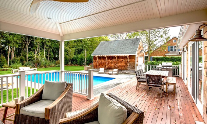 Quogue House | Pristine Quogue village home