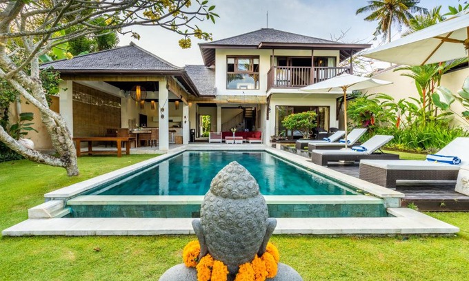 Suraberata Villa | Pristine Yuyu Villa Balian