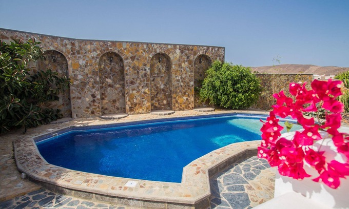 Costa Teguise Villa | Private 4 bed magnificent luxury villa with superb pool, sea and mountain views