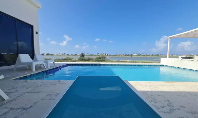 Esmeralda Villa | Private 4BR Villa, Close 2 Beach,Private Pool,Sunset View