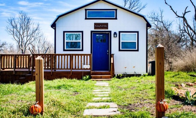 Llano Cabin | Private 5 Acres Near the Llano River