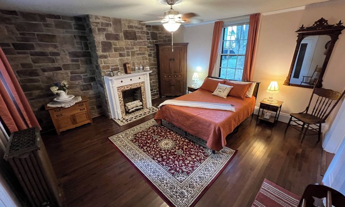 Meadville Bed & Breakfast | Private Allegheny Room with a private bathroom & entrance in a historical home.