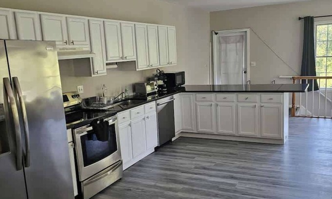 Southbury Apartment | Private Apt in Southford/Southbury 101