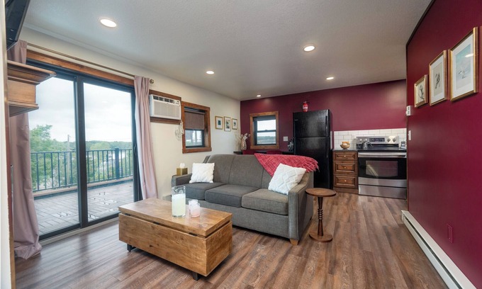 Prescott Condo | Private Balcony & Fire Table Overlooking Downtown