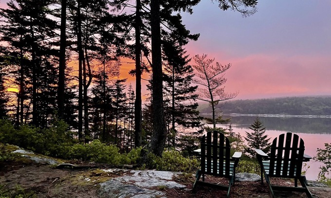 Phippsburg House | Private Bayfront Home 2 mins from Popham Beach with Hot Tub