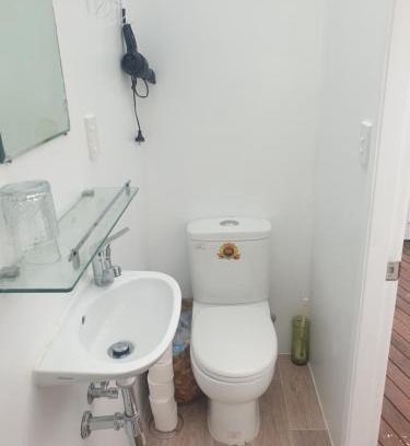 The Gardens House | Private cabin Close to airport