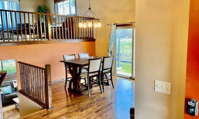 St. Cloud House | Private & cheerful 4 bed & 2 bath home w/ parking in Saint Cloud, MN!