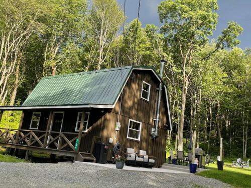 Thompson House | Private Cottage with Hot Tub in the Woods