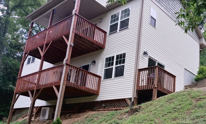 Haywood County Apartment | Private creekside suite with mountain views