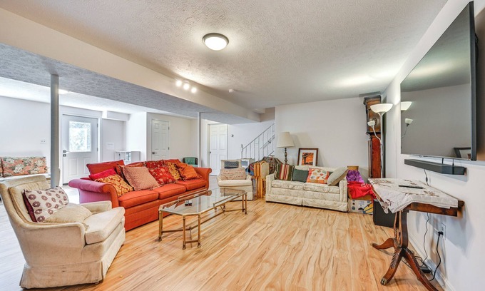 Berkeley Springs House | Private Deck: Berkeley Springs Getaway!