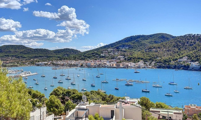 Port d'Andraitx House | Private Detached Villa, sea and port view, several terraces, South facing