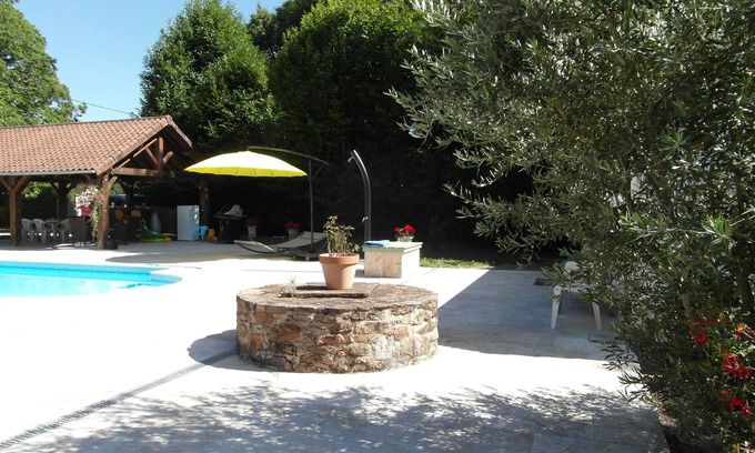 Saint-Pierre-de-Frugie House | Private house with private heated pool located in the beautiful Dordogne region