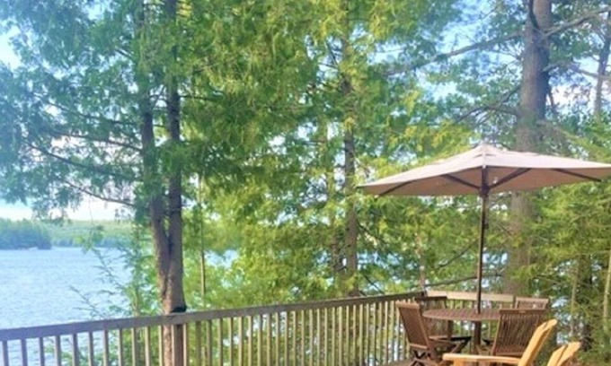 Highland Grove Cabin | Private Getaway cabin on Baptiste Lake