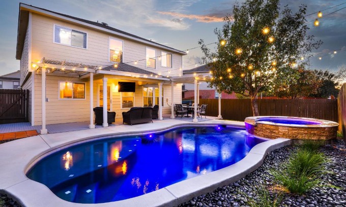Wetmore House | Private Heated Pool & Hot Tub, 4BR Gameroom