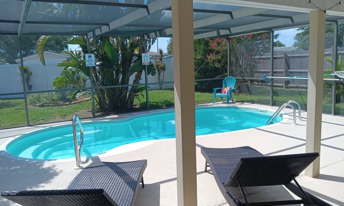 Regency Park House | Private HEATED Pool home in Port Richey/Essentials Provided during your stay