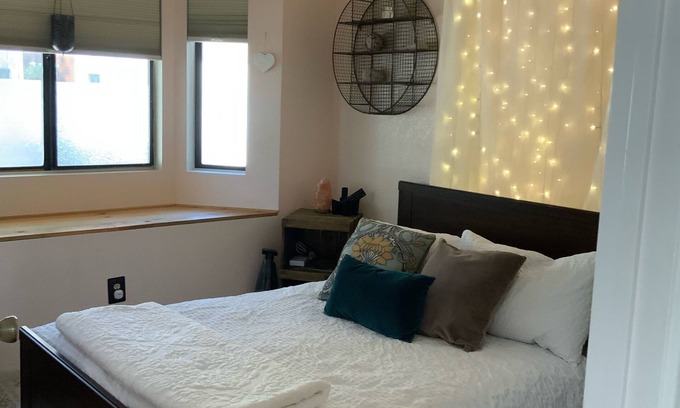 Canyon Shadows House | Private Hideaway/Private Entrance -No access to main house, 2 bedroom suite