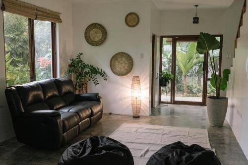 Dao House | Private home in Panglao near white beaches with 600 Mbps WiFi & Solar