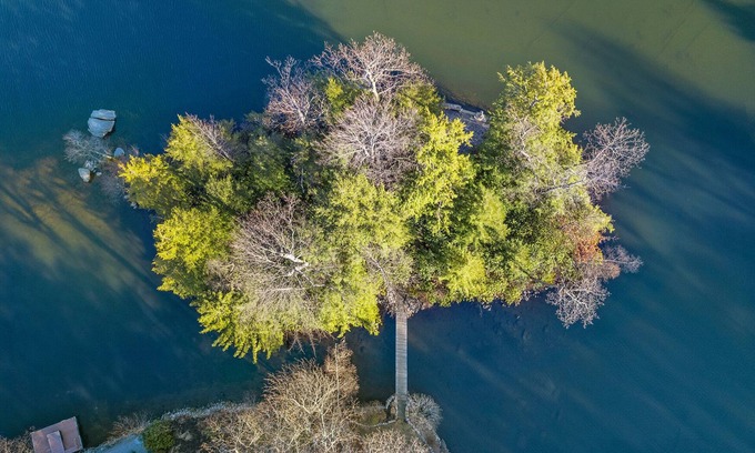 Highland Lakes House | Private Island + Lakefront Home