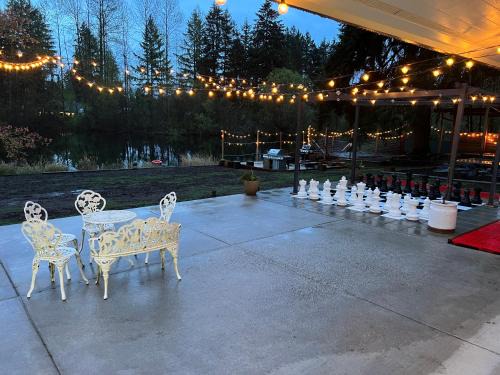 South Hill House | Private Lake House
