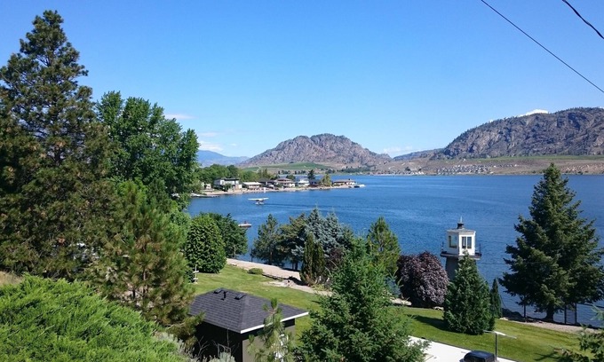 Okanagan-Similkameen House | Private lakefront