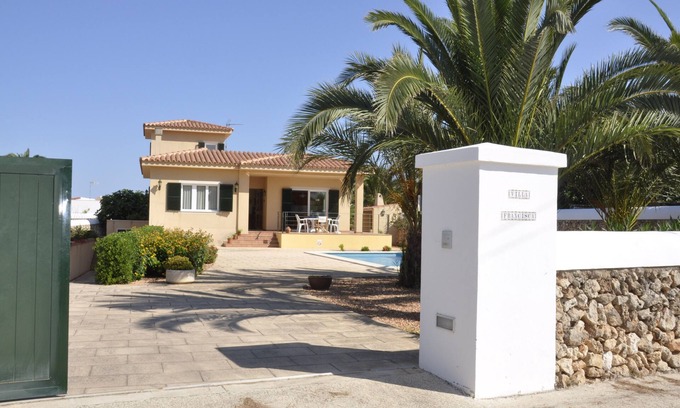 Ciudadela Villa | PRIVATE POOL, SMART TV, FREE WIFI. VILLA FRANCISCA HOUSE-CHALET