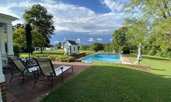 Goochland House | Private Paradise - Historic 1870 Home on 630 Acre Estate - Pool, Lake, Views