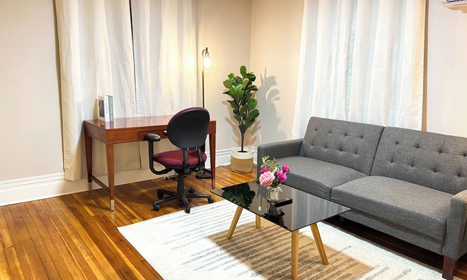 Rochester Apartment | Private & Peaceful 1-bedroom APT with WiFi, AC located near downtown Rochester